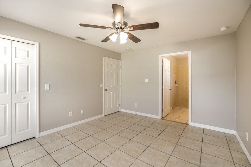 1,565/Mo, 2916 12th St SW Lehigh Acres, FL 33976 Main Bedroom View