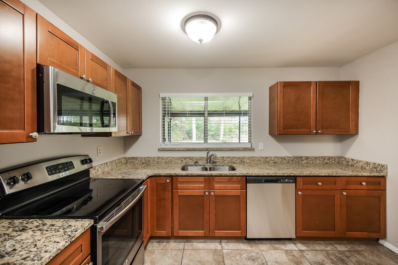 1,795/Mo, 2386 Vestridge St North Port, FL 34287 Kitchen View 2