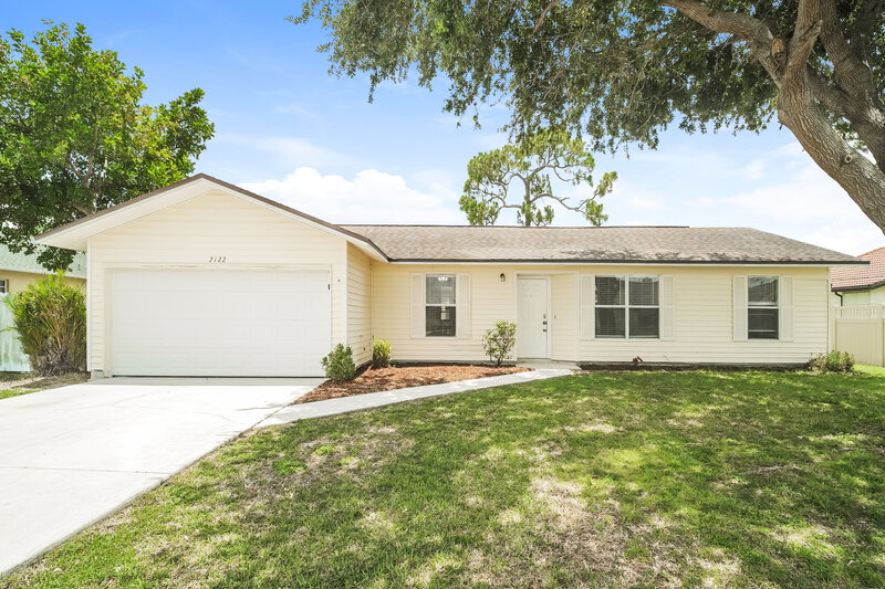 1,795/Mo, 2122 SE 6th Ln Cape Coral, FL 33990 External View