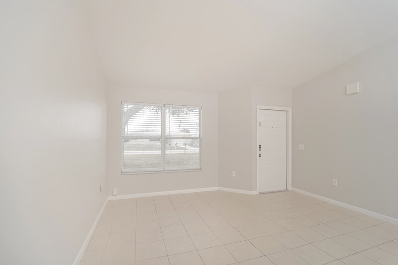 1,795/Mo, 2122 SE 6th Ln Cape Coral, FL 33990 Living Room View