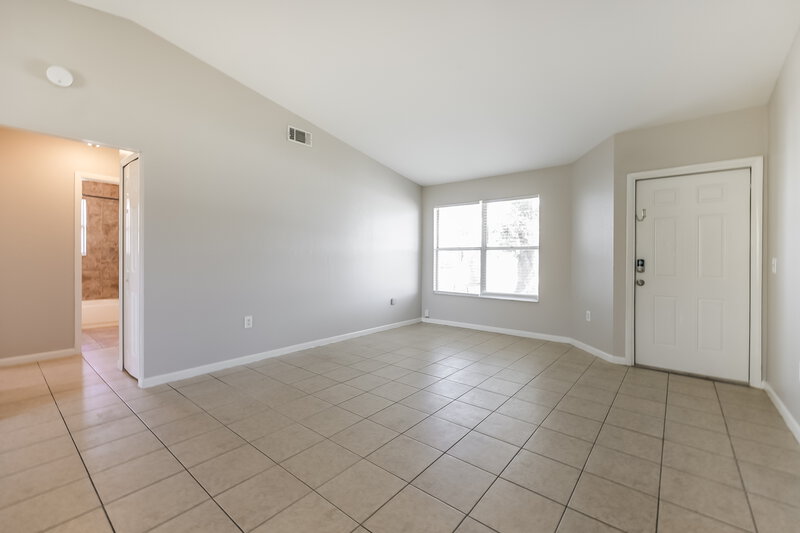 1,975/Mo, 2122 SE 6th Ln Cape Coral, FL 33990 Misc View 3