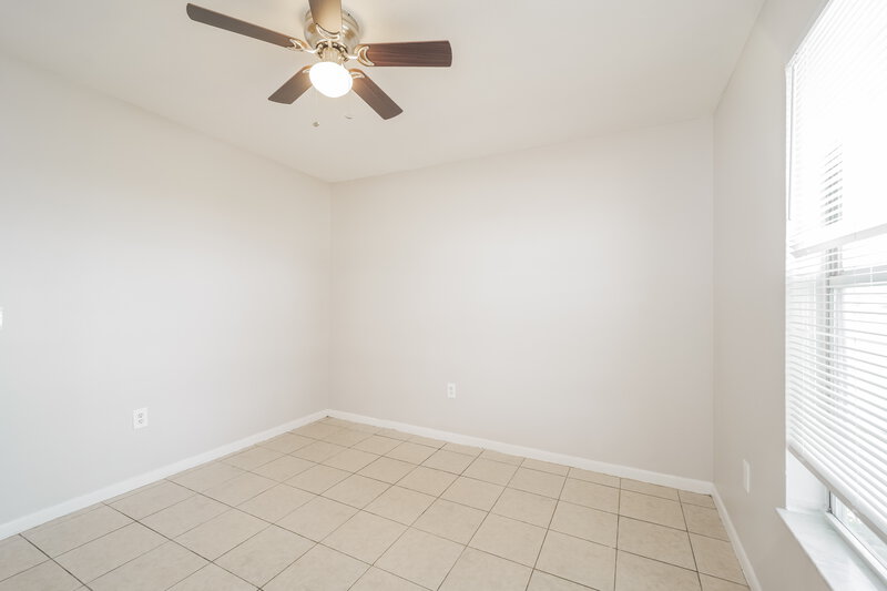 1,795/Mo, 2122 SE 6th Ln Cape Coral, FL 33990 Bedroom View