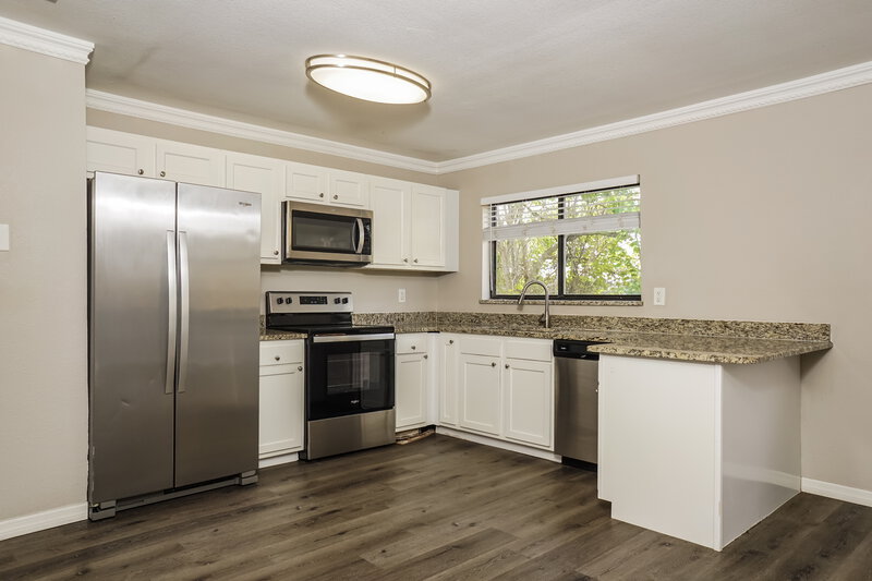 1,645/Mo, 5362 Trekell St North Port, FL 34287 Kitchen View