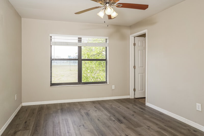 1,645/Mo, 5362 Trekell St North Port, FL 34287 Main Bedroom View