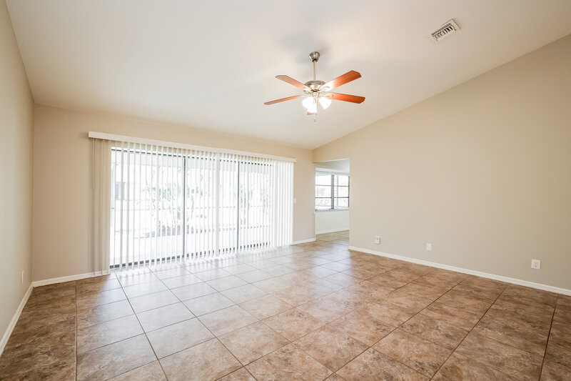 1,910/Mo, 18446 Elgin Ave Port Charlotte, FL 33948 Living Room View