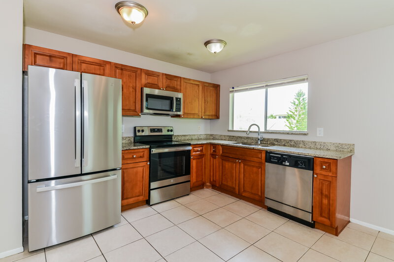1,670/Mo, 6866 Carovel Ave North Port, FL 34287 Kitchen View 2