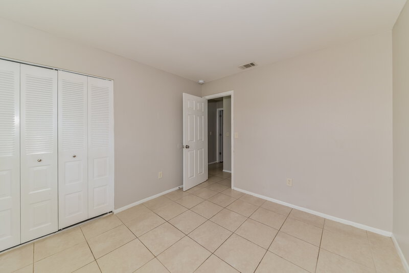 1,670/Mo, 6866 Carovel Ave North Port, FL 34287 Bedroom View 3