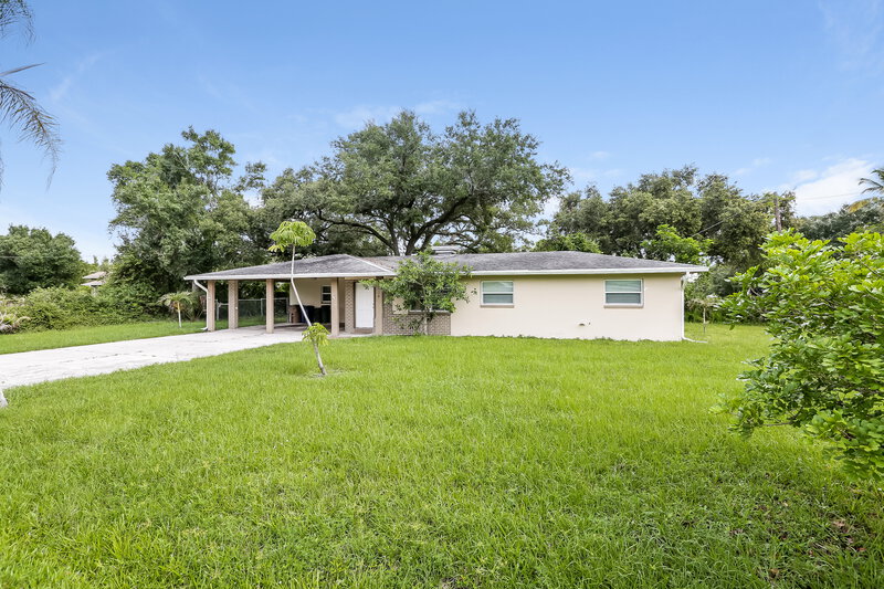 1,980/Mo, 12614 5th St Fort Myers, FL 33905 Front View 2
