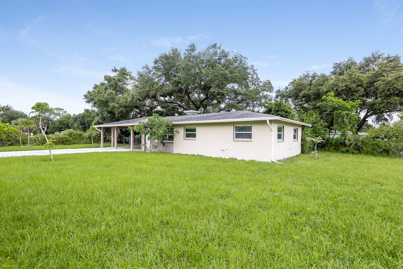 1,980/Mo, 12614 5th St Fort Myers, FL 33905 Front View 4