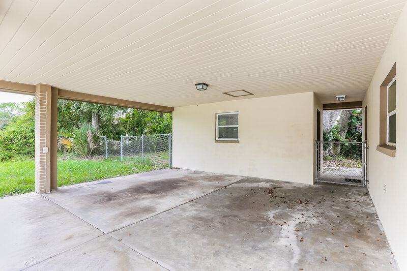1,980/Mo, 12614 5th St Fort Myers, FL 33905 Patio View