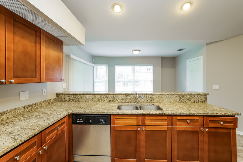 2,225/Mo, 8785 Exeter St Fort Myers, FL 33907 Kitchen View 2