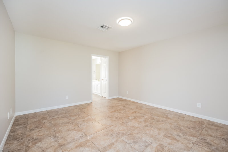 1,840/Mo, 347 Western Ave S Lehigh Acres, FL 33974 Main Bedroom View 2