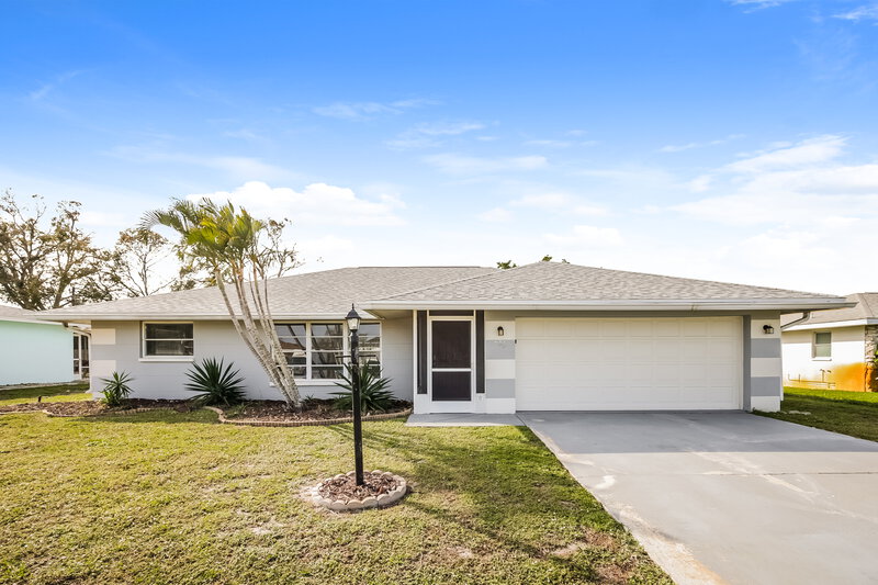 2,180/Mo, 217 Alsace Ave Venice, FL 34293 External View