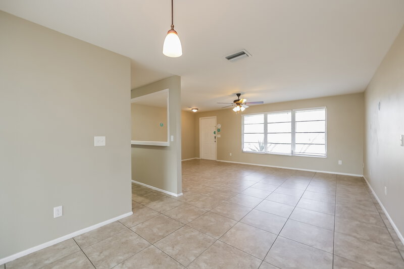 2,180/Mo, 217 Alsace Ave Venice, FL 34293 Dining Room View