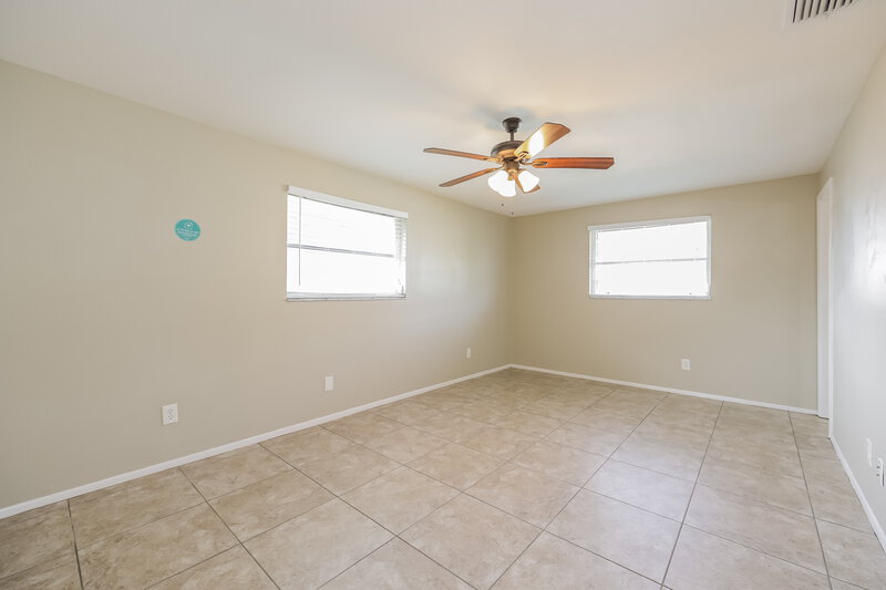 2,180/Mo, 217 Alsace Ave Venice, FL 34293 Bedroom View