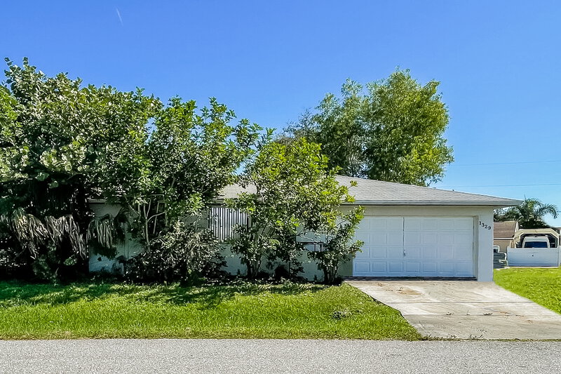 3,100/Mo, 1329 SE 12th ST Cape Coral, FL 33990 External View