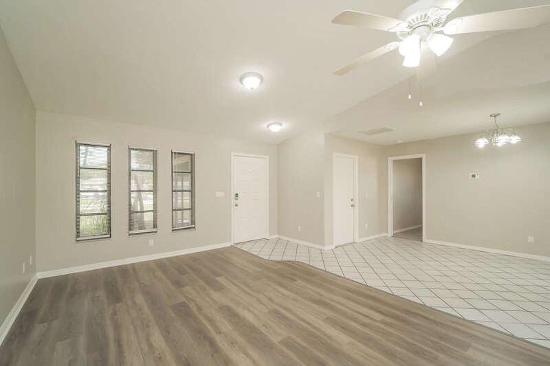 1,790/Mo, 1329 SE 12th ST Cape Coral, FL 33990 Living Room View 2