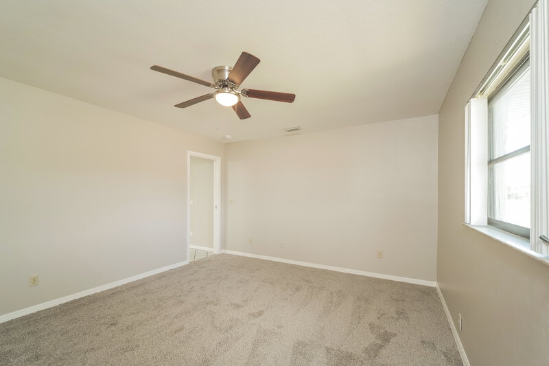 1,790/Mo, 1329 SE 12th ST Cape Coral, FL 33990 Main Bedroom View 2