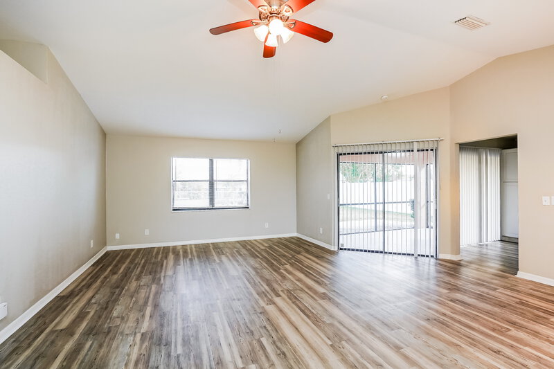 2,220/Mo, 1417 Hancock Bridge Parkway Cape Coral, FL 33990 Living Room View