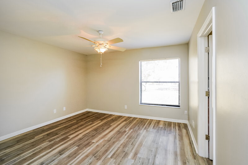 2,220/Mo, 1417 Hancock Bridge Parkway Cape Coral, FL 33990 Main Bedroom View 2