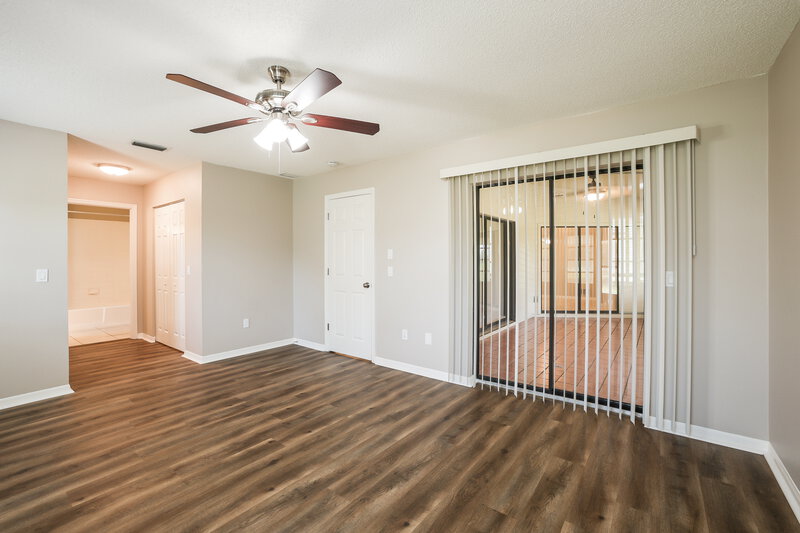 1,840/Mo, 278 Mark Twain Ln Rotonda West, FL 33947 Main Bedroom View 2