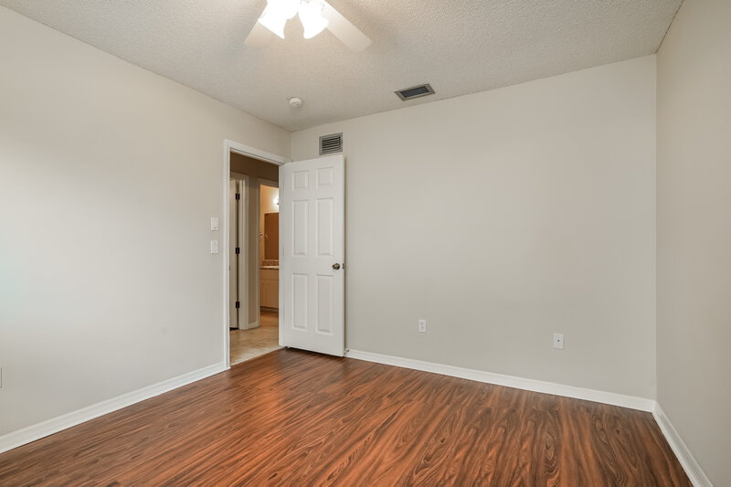 3,450/Mo, 278 Mark Twain Ln Rotonda West, FL 33947 Bedroom View 2