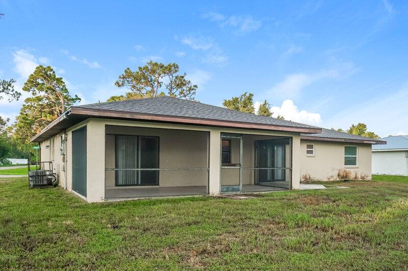 1,460/Mo, 23194 Rye AVE Port Charlotte, FL 33980 Rear View