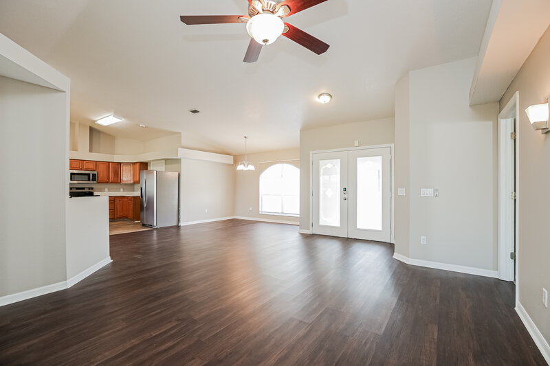 2,150/Mo, 72 Long Meadow Ln Rotonda West, FL 33947 Family Room View