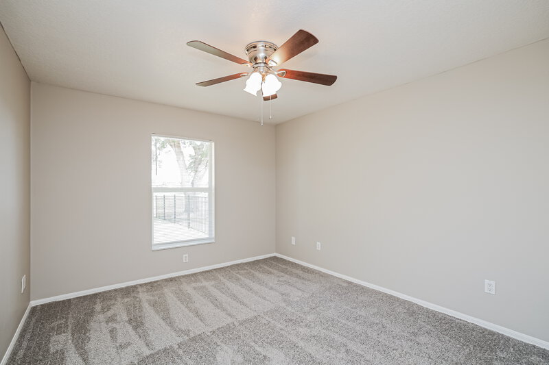 2,150/Mo, 72 Long Meadow Ln Rotonda West, FL 33947 Bedroom View