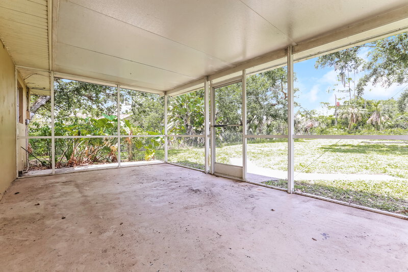 1,715/Mo, 20094 Lorenzo Ave Port Charlotte, FL 33952 Sun Room View