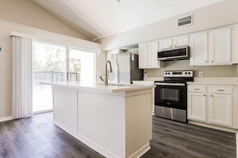2,880/Mo, 1882 Neptune Drive Englewood, FL 34223 Kitchen View