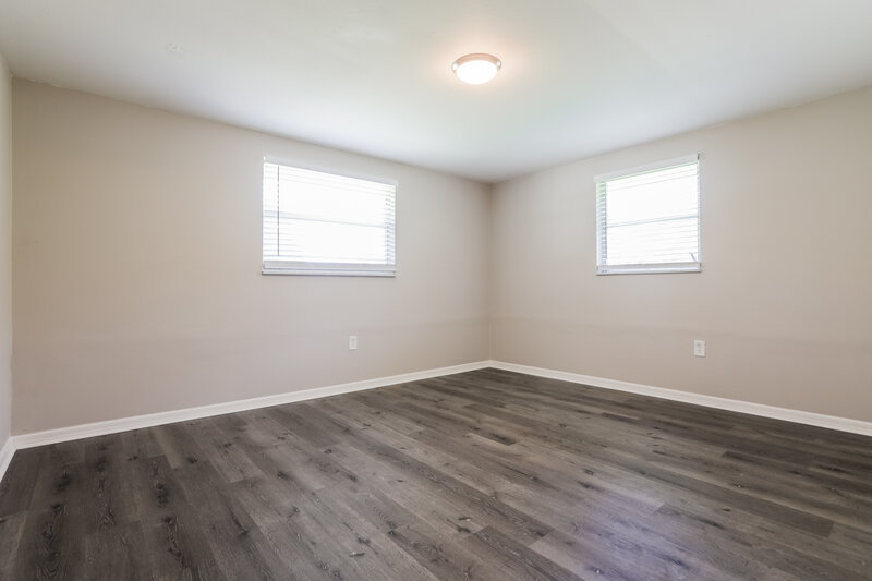 2,880/Mo, 1882 Neptune Drive Englewood, FL 34223 Bedroom View 2