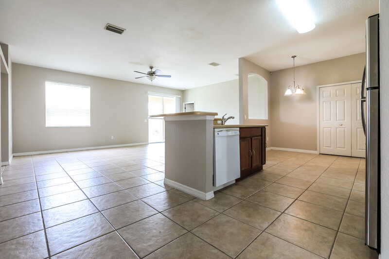 2,420/Mo, 15385 Lakeland Cir Port Charlotte, FL 33981 Dining Room View