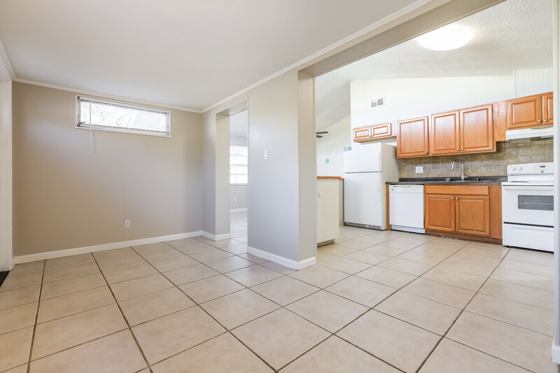 1,960/Mo, 2360 Novus Street Sarasota, FL 34237 Living Room View