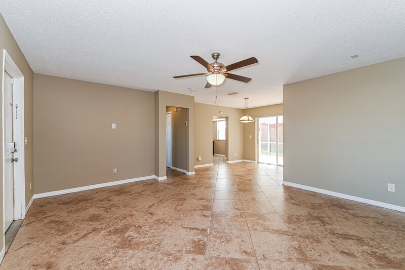 2,450/Mo, 8430 Caloosa Rd Fort Myers, FL 33967 Living Room View