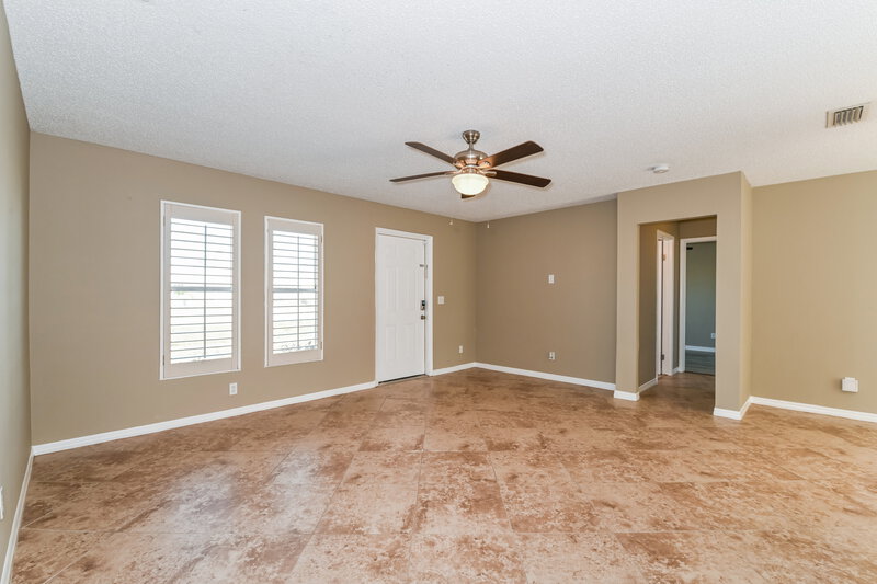 2,450/Mo, 8430 Caloosa Rd Fort Myers, FL 33967 Living Room View 3