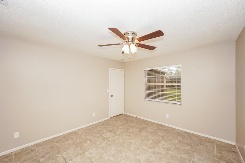 1,540/Mo, 7072 Bougainvillea St Englewood, FL 34224 Main Bedroom View