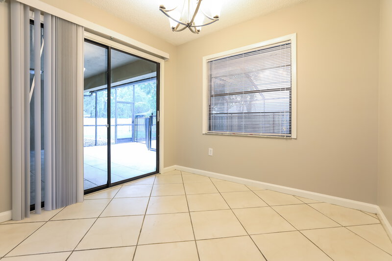 2,500/Mo, 2473 Guthrie Cir Sarasota, FL 34235 Main Bedroom View