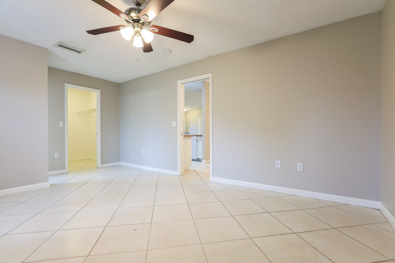 2,500/Mo, 2473 Guthrie Cir Sarasota, FL 34235 Bedroom View 4