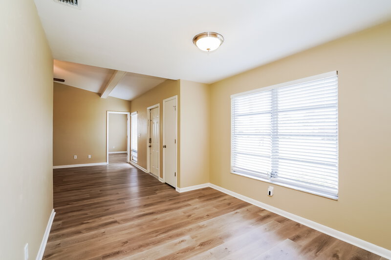 1,690/Mo, 1415 SE 15th ST Cape Coral, FL 33990 Dining Room View 2