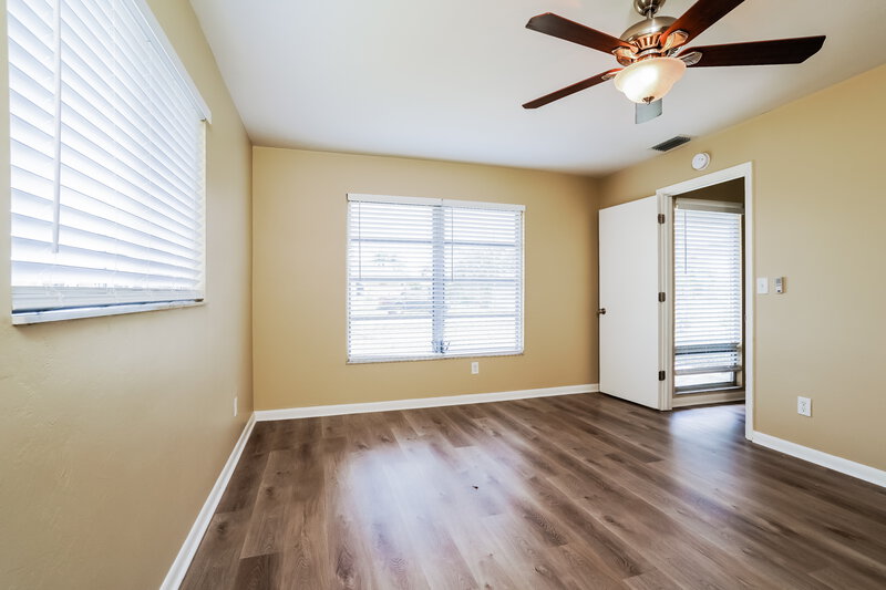 1,690/Mo, 1415 SE 15th ST Cape Coral, FL 33990 Main Bedroom View 2