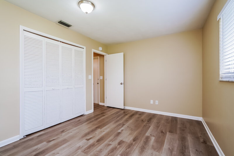 1,690/Mo, 1415 SE 15th ST Cape Coral, FL 33990 Bedroom View 2