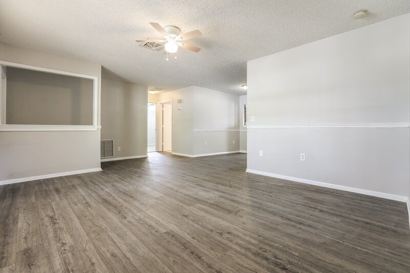 2,085/Mo, 5090 Olivia Rd Venice, FL 34293 Living Room View