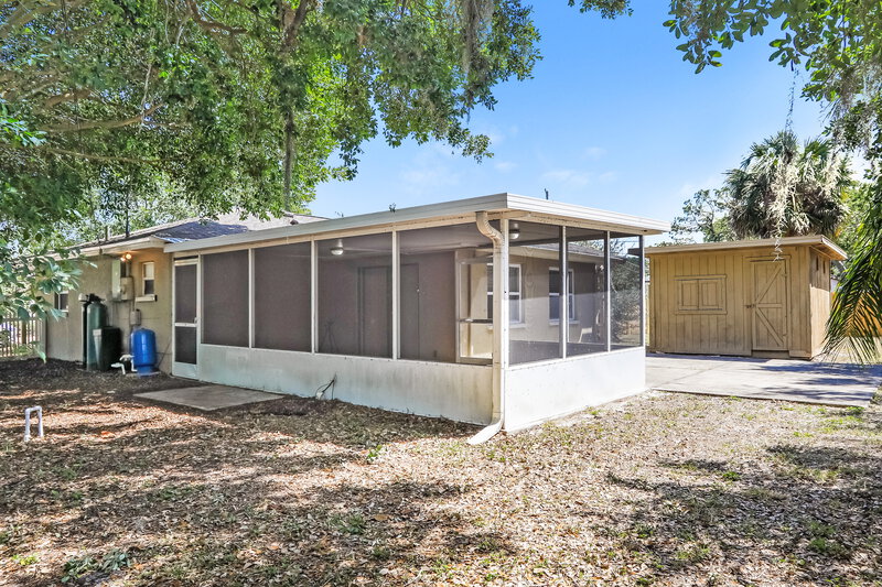 2,085/Mo, 5090 Olivia Rd Venice, FL 34293 Rear View