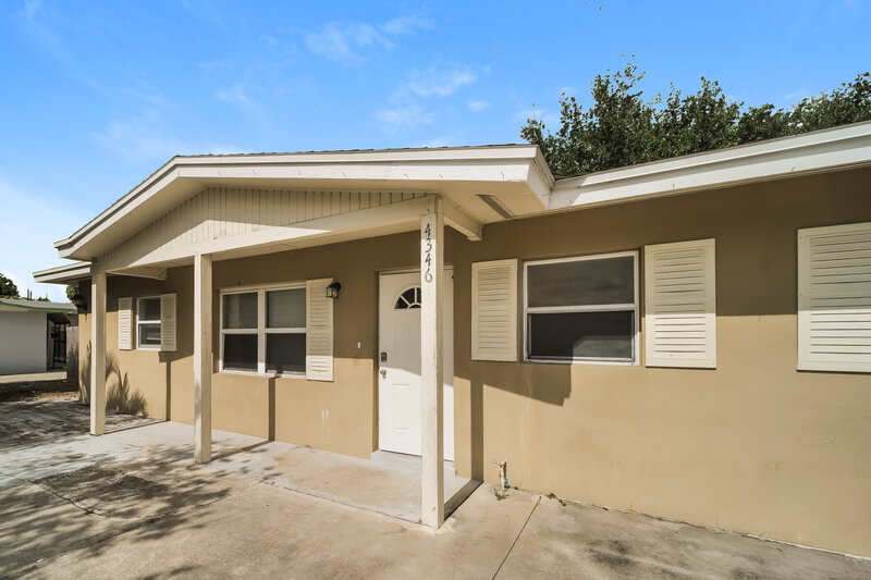 1,745/Mo, 4346 Tufts Ave Fort Myers, FL 33901 Front View