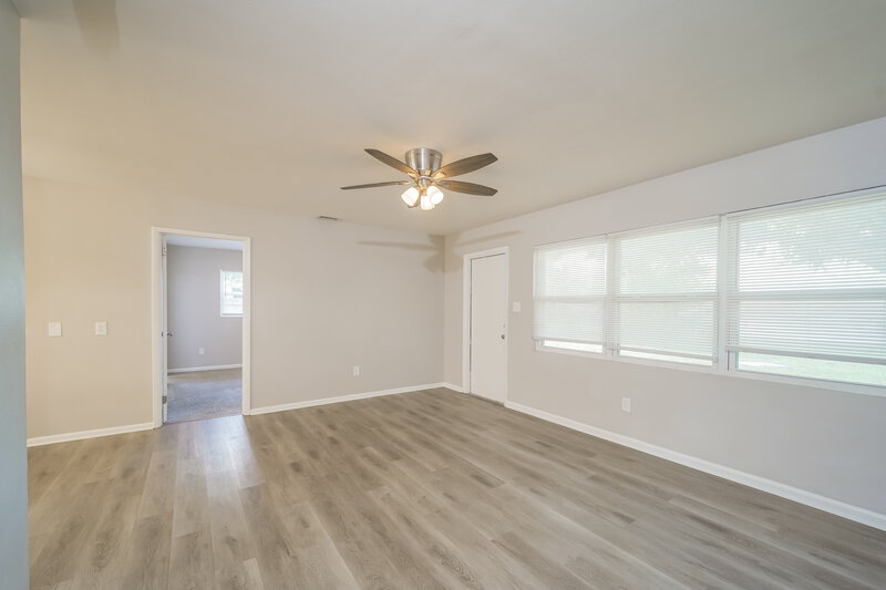 1,745/Mo, 4346 Tufts Ave Fort Myers, FL 33901 Living Room View