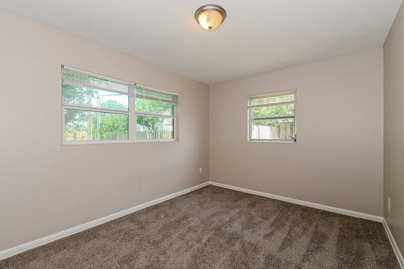 1,660/Mo, 4346 Tufts Ave Fort Myers, FL 33901 Bedroom View 2