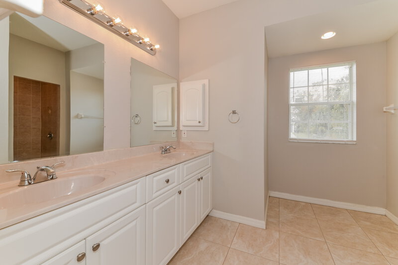 1,720/Mo, 3564 Brownwood Terrace North Port, FL 34286 Main Bathroom View