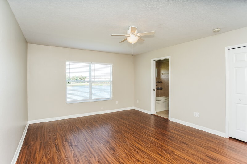 2,130/Mo, 11510 84TH CIR E Unit 102 Parrish, FL 34219 Main Bedroom View 3