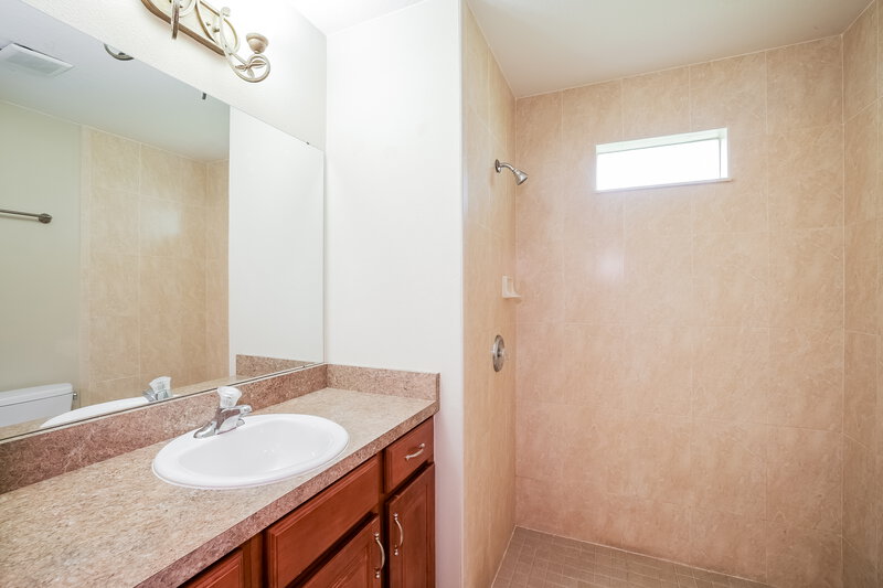 1,605/Mo, 3896 Ragen St North Port, FL 34287 Bathroom View